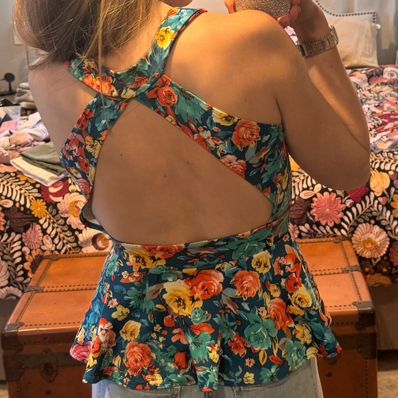 Audrey | Backless Floral Peplum  Blouse | Multi-color | Size : M - Picture 2 of 7